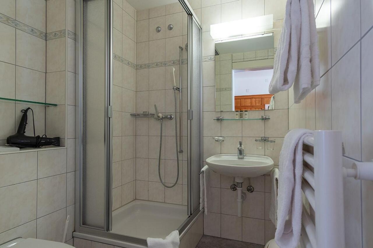 Davos Inn (Adults Only) 达沃斯 外观 照片